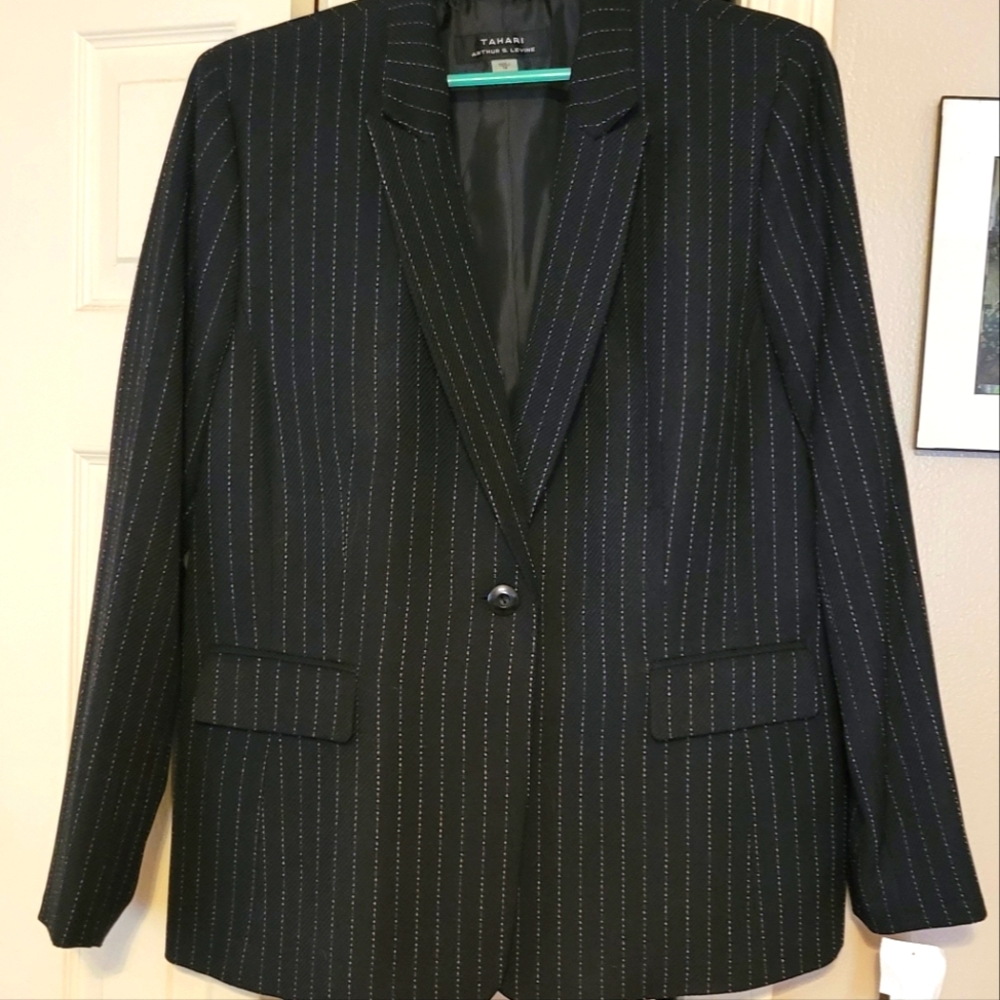 Tahari Blazer Black BRAND NEW WITH TAGS